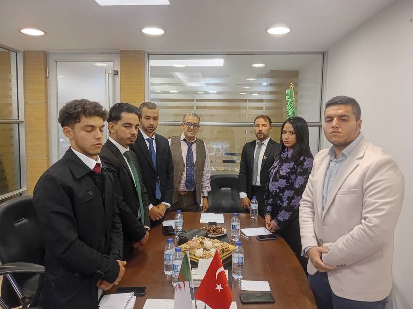 The second virtual meeting of its kind with Algerian students residing in Southern Europe, including the Consulate General of Algeria in Istanbul.